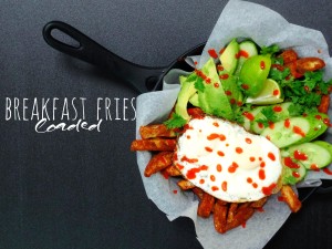 Loaded Breakfast Fries recipe found at unepeach.com title